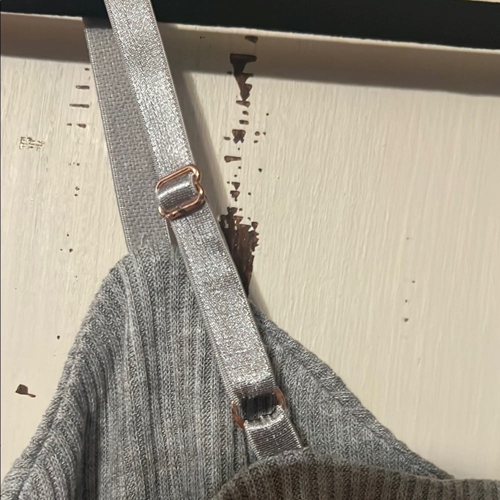 Gray Ribbed Women's Top - Picture 7 of 9